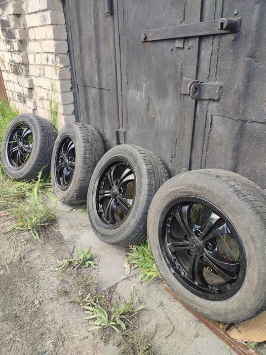 Комплект резины с дисками