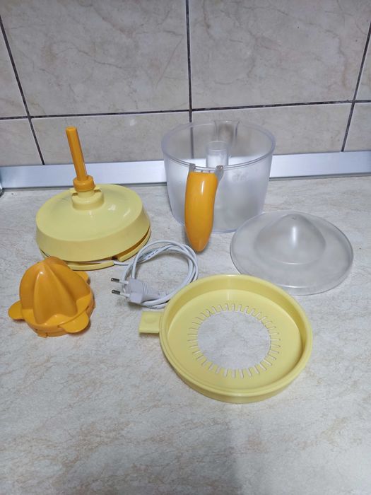 Storcator electric AFK pentru  citrice, capacitate 1 litru