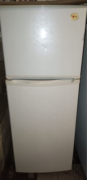 Продам холодильник