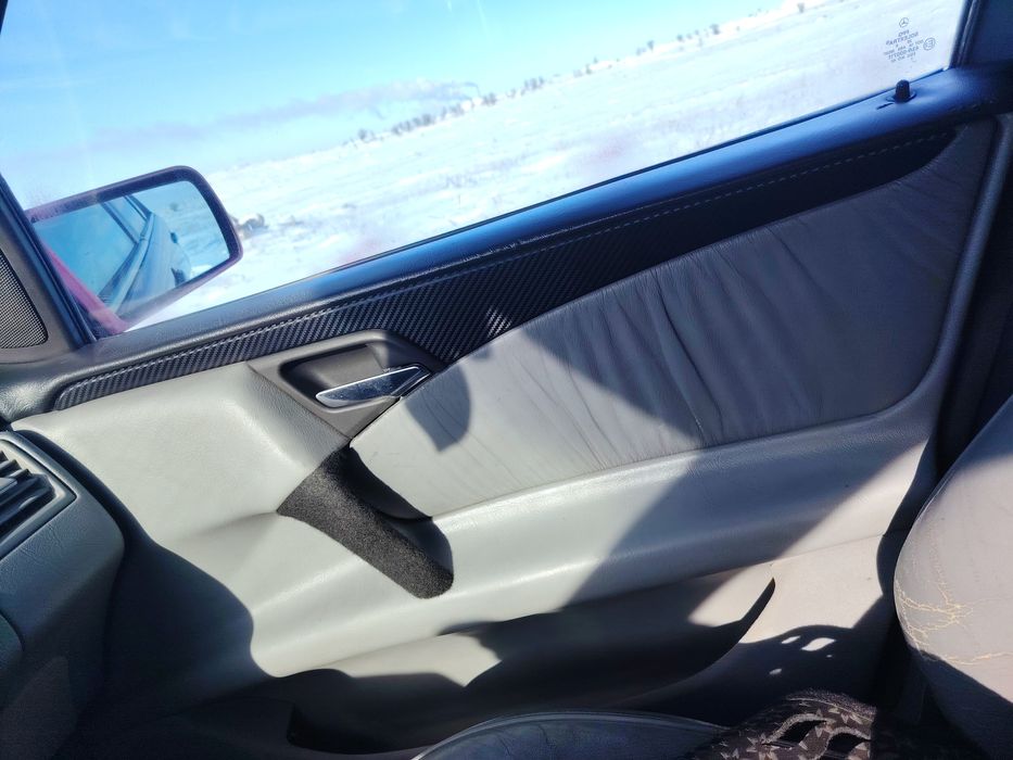 Продам мерседес Е 280