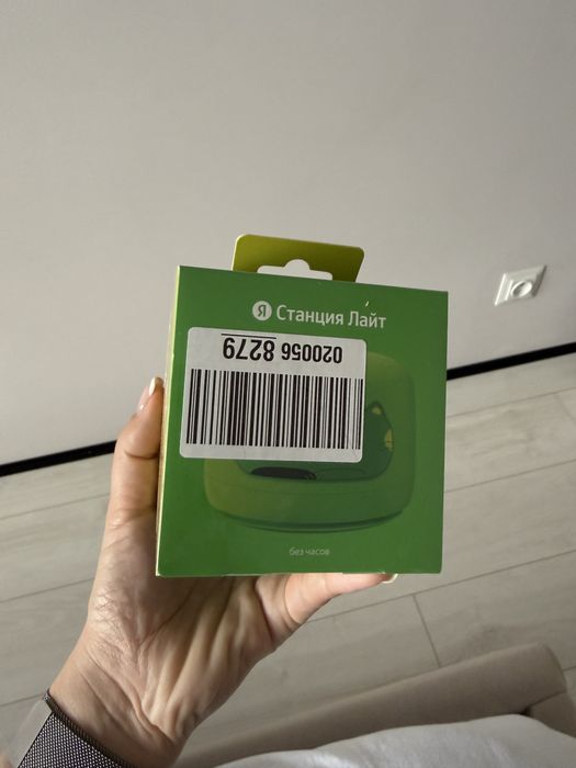 Продам Яндекс Колонка Алиса