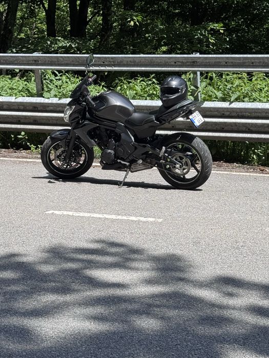 Kawasaki ER6N, Abs fata-spate