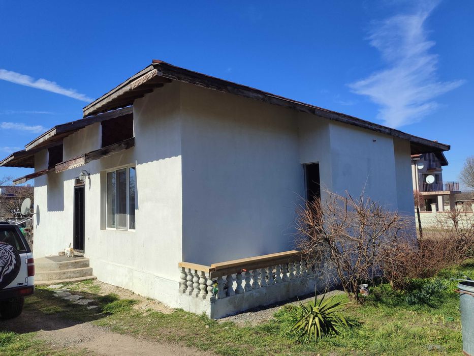 Двуетажна къща в Царичено