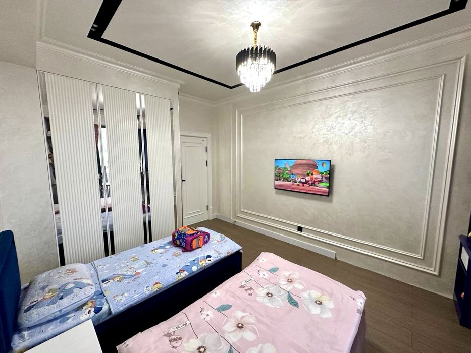 Ягона Дарича.Сдаётся 3х комнатная Люкс в Новостройке.Амира Тимура