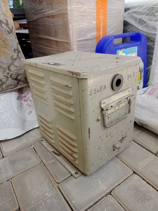 Трансформатор напряжения