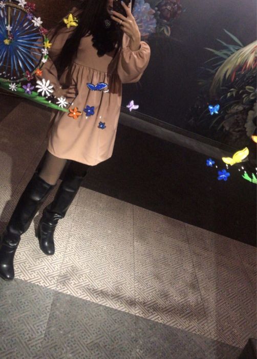 Продаю платье женское