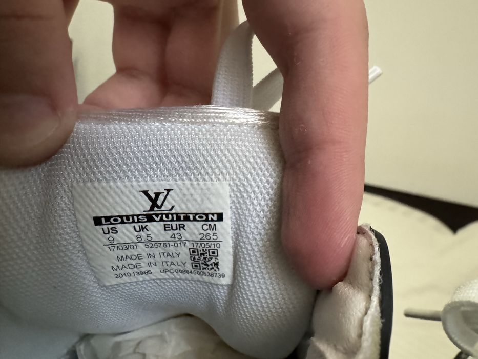 Louis Vuitton marimea 43