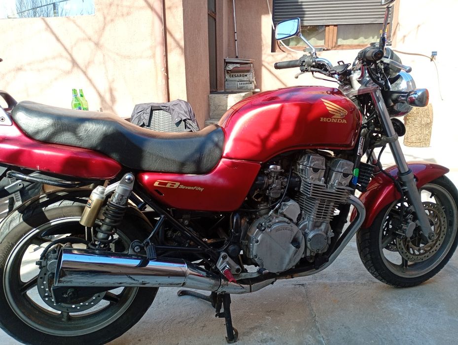Honda cb 750 sevenfifty