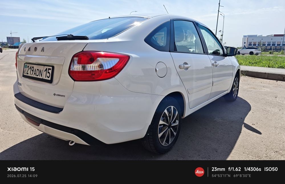 Лада гранта Lada Granta FL 2020 год