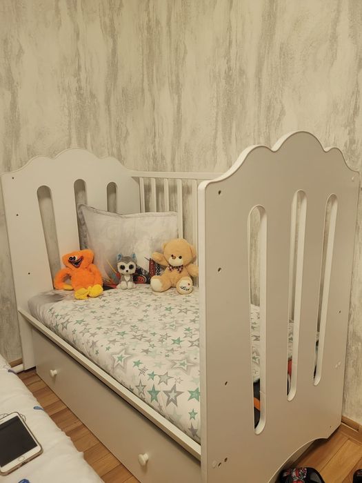 Продам детский манеж.