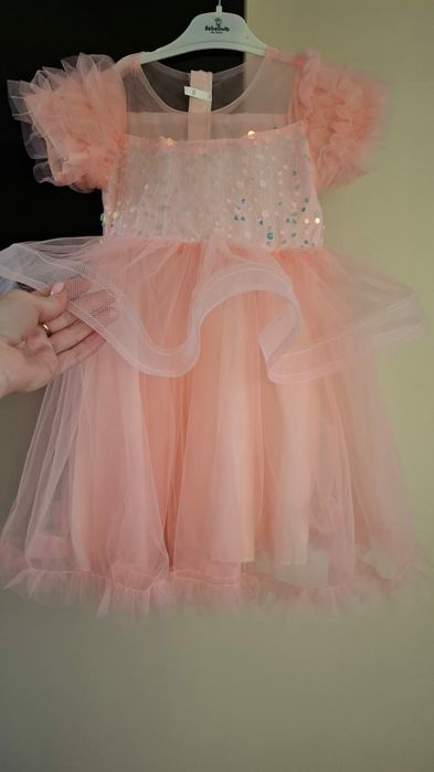 Красивое пышное платье для девочки 6 лет