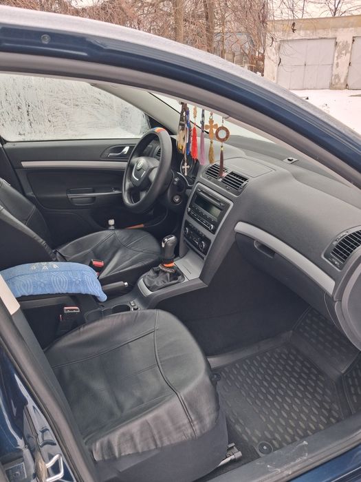 Vindem sau schimb skoda Octavia 2,2013,diesel,manuala,1,6cc,105cp,