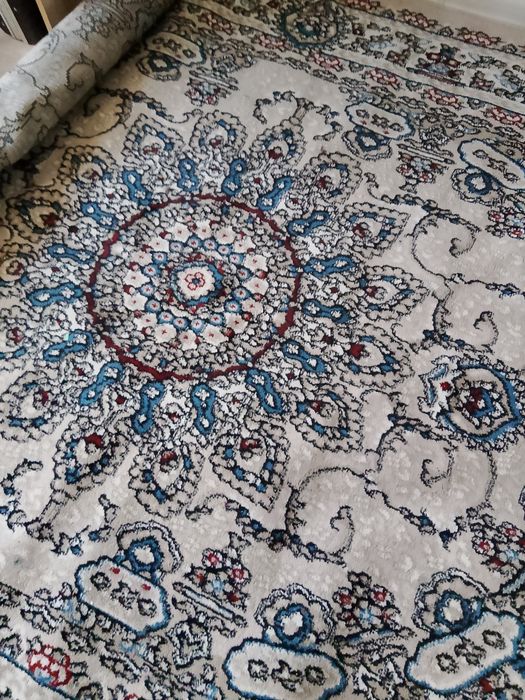 Продаю ковер б/у 2/4