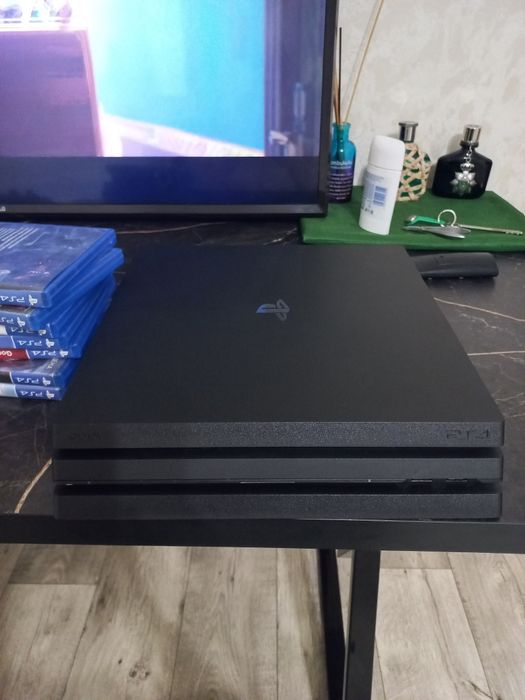 Playstation 4 pro 1tb