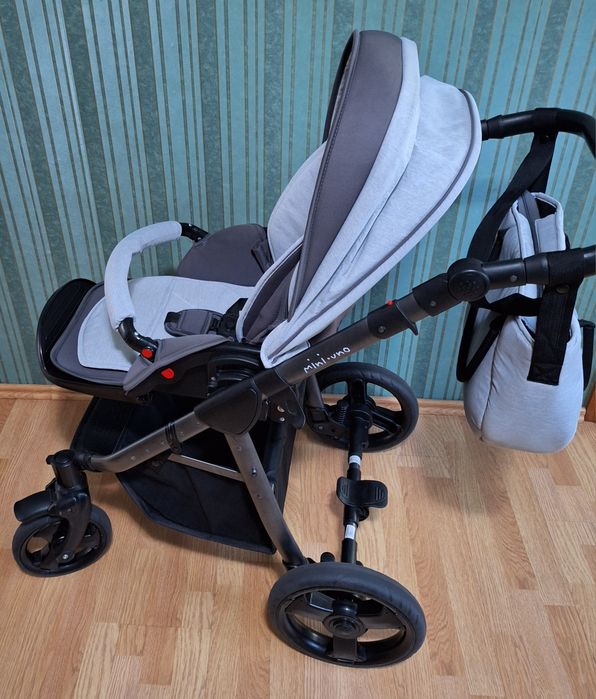Детска количка 3 в 1 Mini Uno