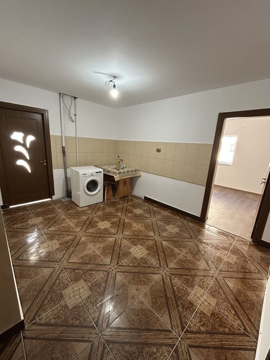 Vând apartament cu 2 camere