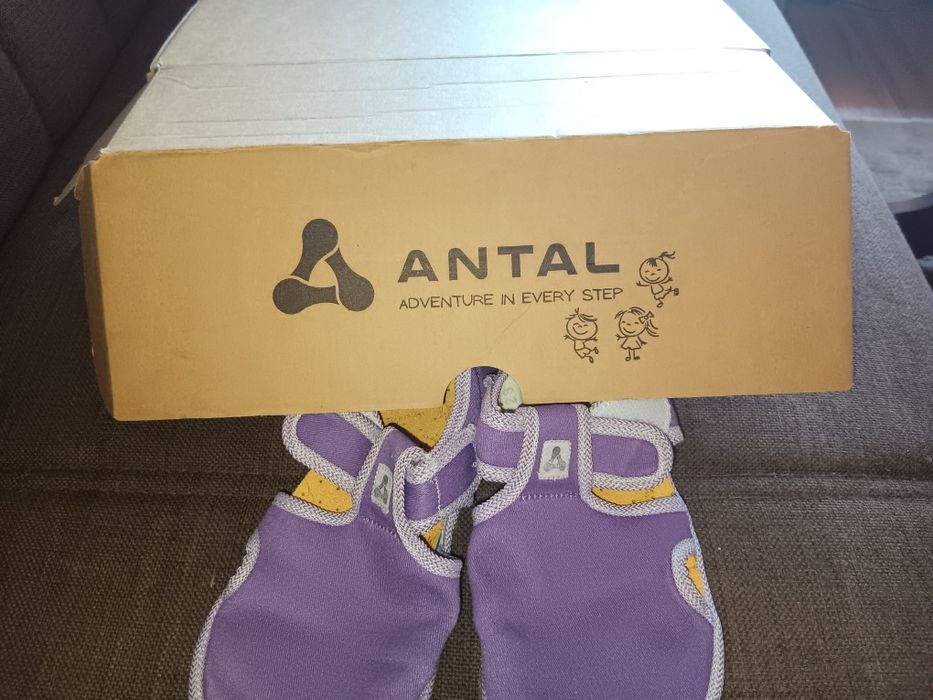 Боси пантофи Antal 28номер