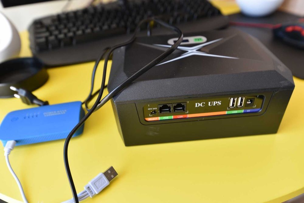INVERCRIGIL Мини UPS за WiFi рутери, 24000mAh Мини UPS с резервно захранване и POE 1Gbps