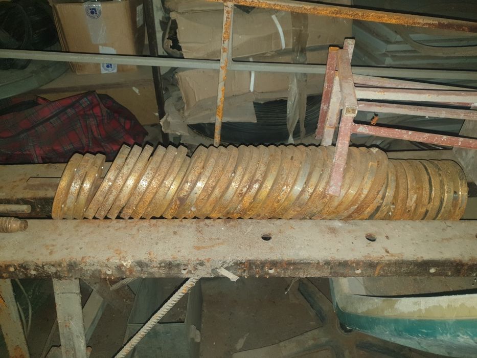 Продам фланцы стальные.