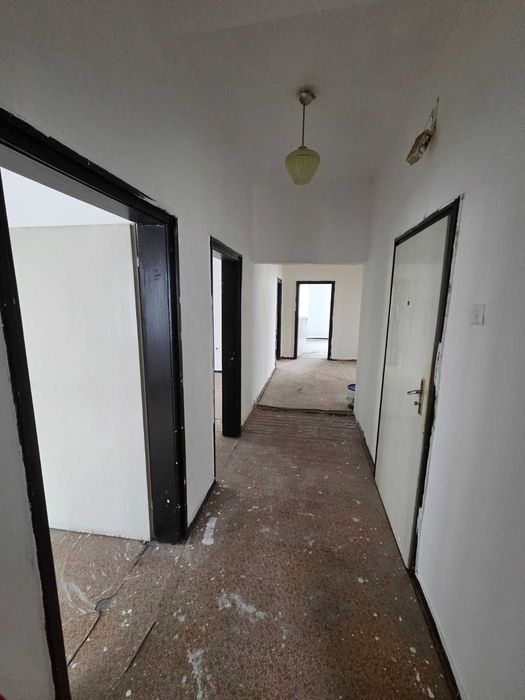 Продава се Четиристаен апартамент в Пловдив, Център - 154 кв.м за 968 €/кв.м - Снимка #7