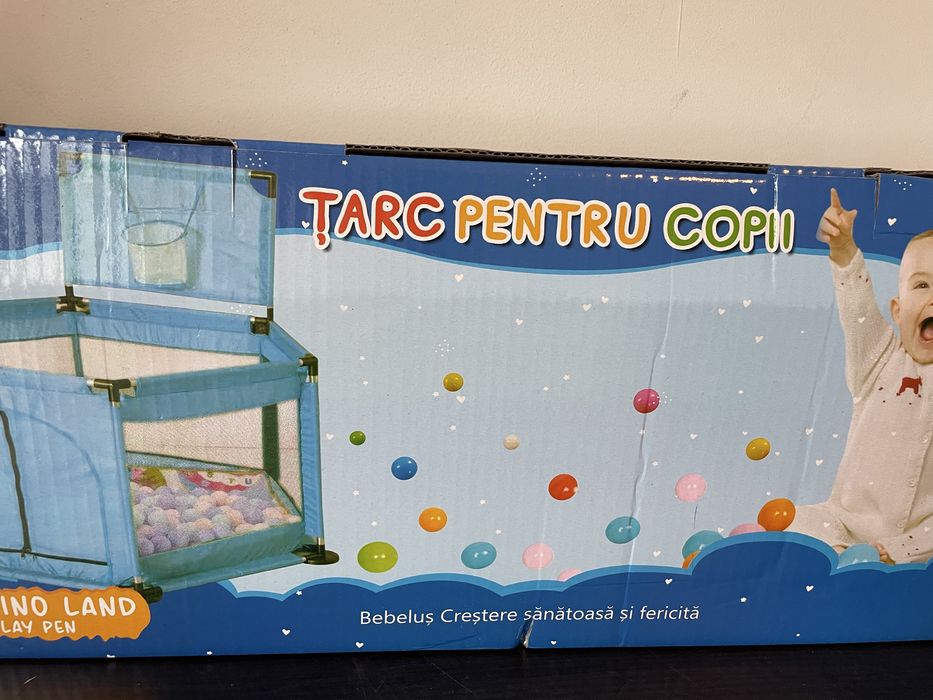 Tarc pentru copii cu bile+scaunel cu centura