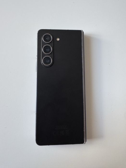 За части - Samsung Galaxy Z Fold 5