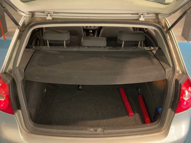 Volkswagen Golf V 1.9 TDI Highline 2009