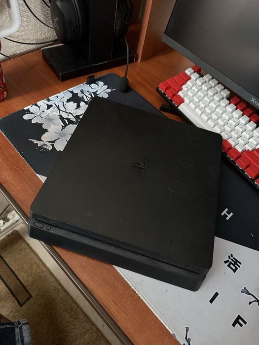Play Station 4 slim плей стейшен 4 пс 4