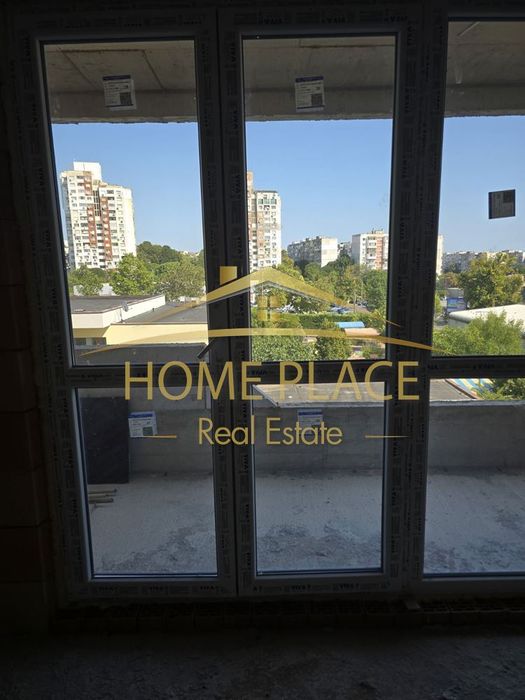 Тристаен апартамент в ж.к. Възраждане I