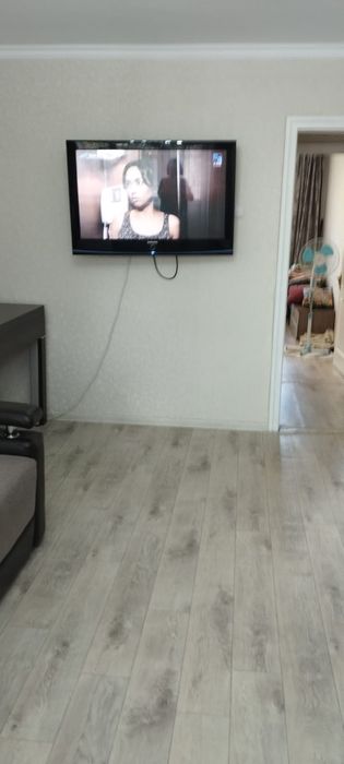 Сдаётся 2 комн квартира