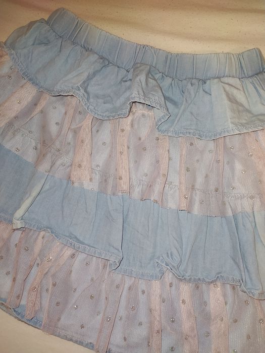 Розова еластична тениска и пола 134