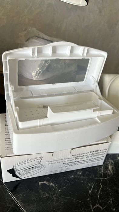 продам маникюрный оборудование