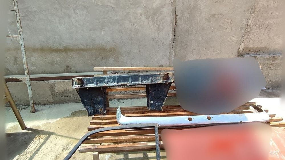 Продаются навесные детали на Москвич