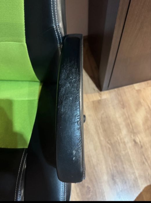 Vand scaun de gaming