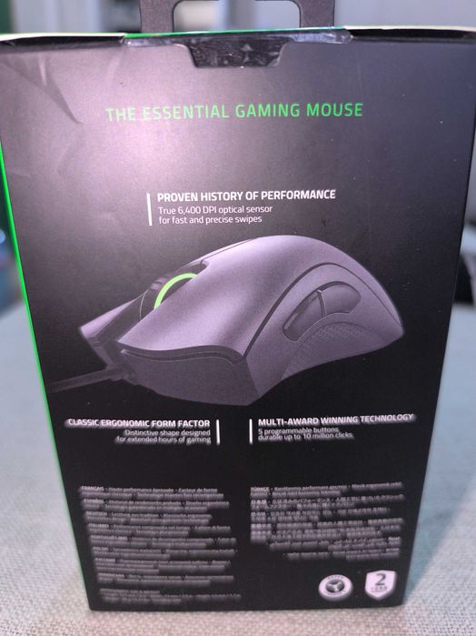 Геймърска мишка Razer DeathAdder Essential, черен
