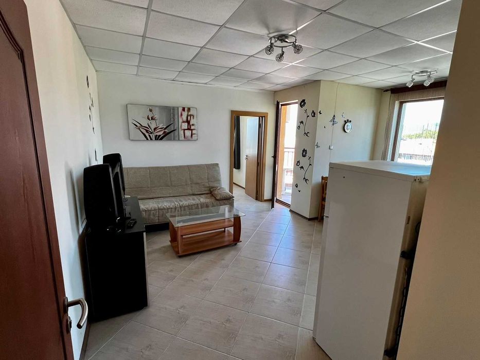 Продава се Тристаен апартамент в к.к. Слънчев бряг - 77 кв.м за 1072 €/кв.м - Снимка #2