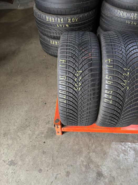 2 Anvelope All Season 225/45/17 GoodYear Vector 4 Seasons 225 45 17 R17