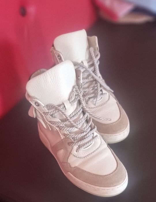Sneakers din piele