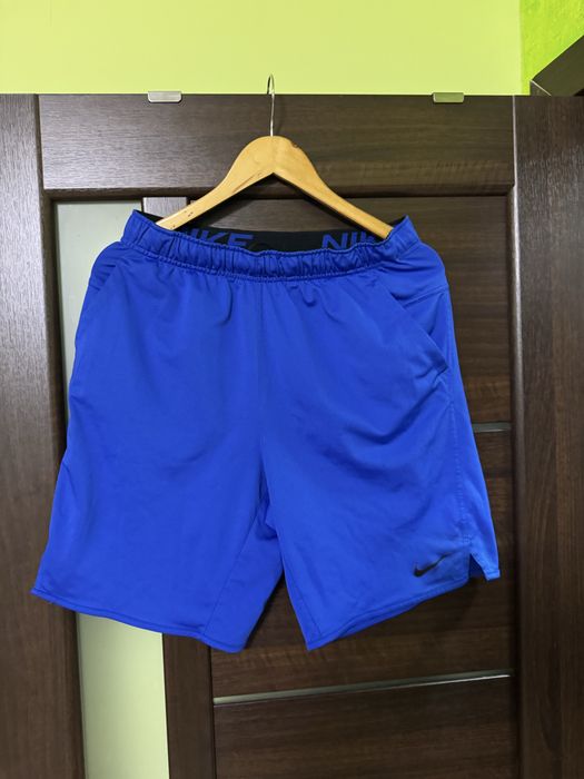 Сини Nike къси гащи чисто нови