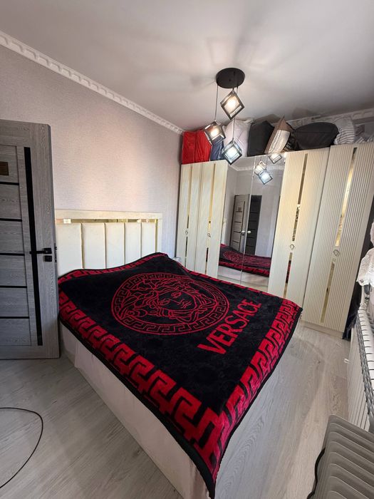 СРОЧНО! Чиланзар 12 квартал - 3/8/9 Ор-р: Фархадский базар