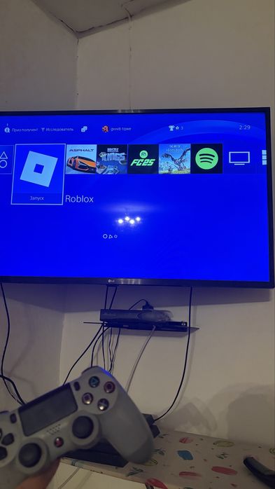 Продается ps4 fat на 500гб