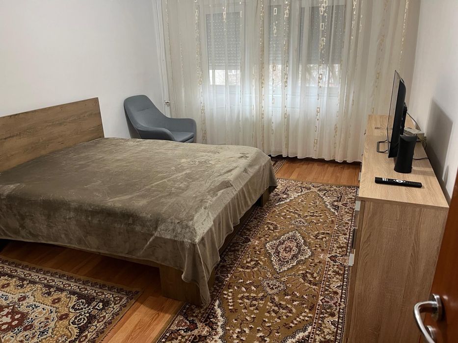 Garsoniera de inchiriat