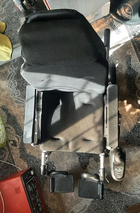 Электрический инвалидная коляска