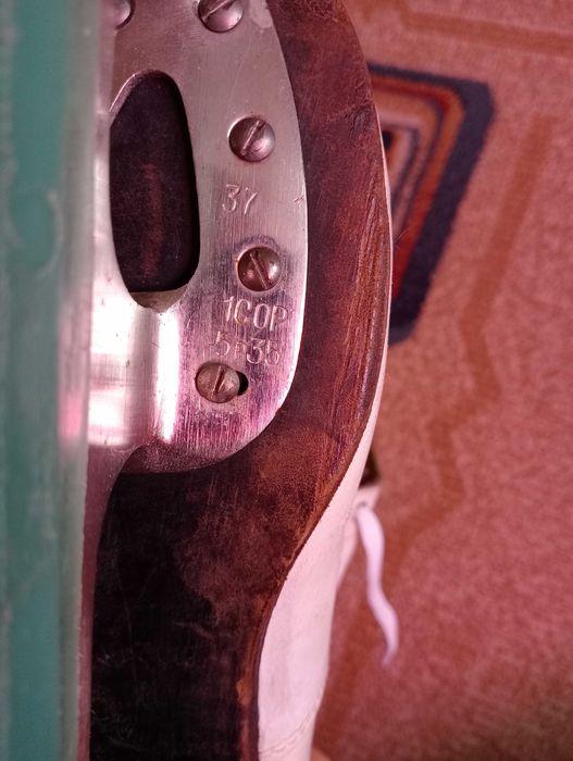 Продам коньки, СССР, 38 размер