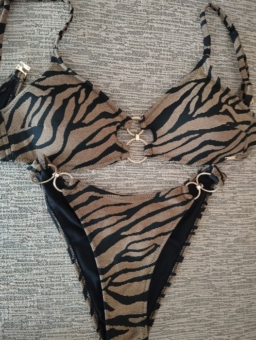 Costum de baie New Yorker