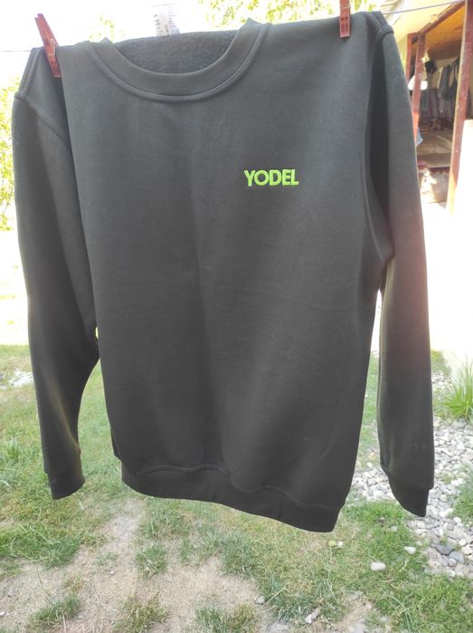Pulover YODEL  mărimea L