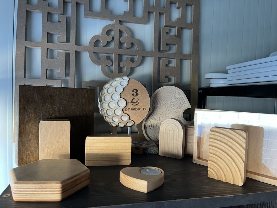 Tamplarie si realizare produse unice sau de serie prin frezare CNC