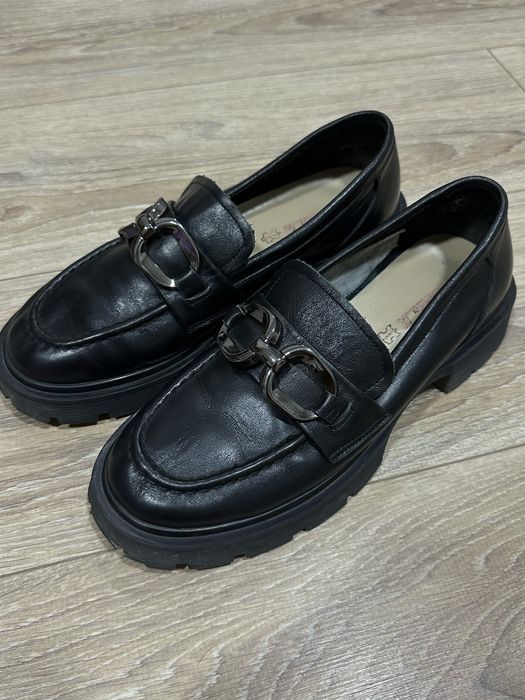 Женский обувь в хорошем сост