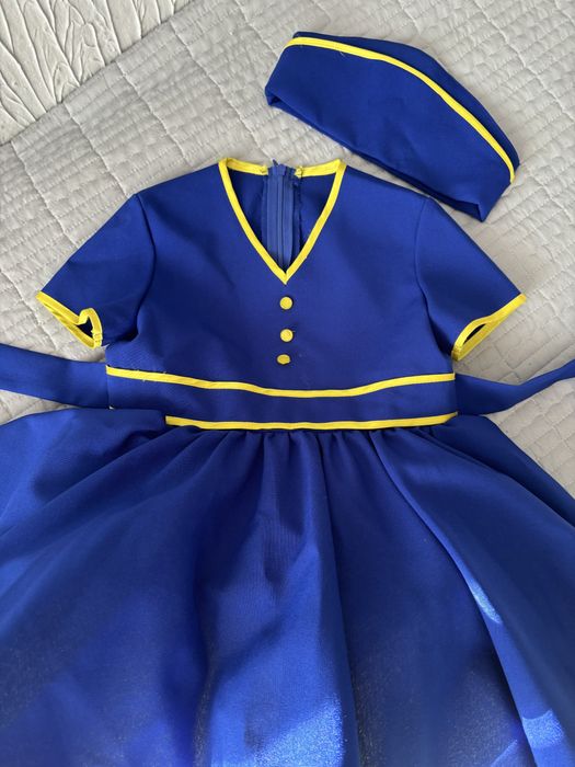 Продам костюм стюардессы на девочку