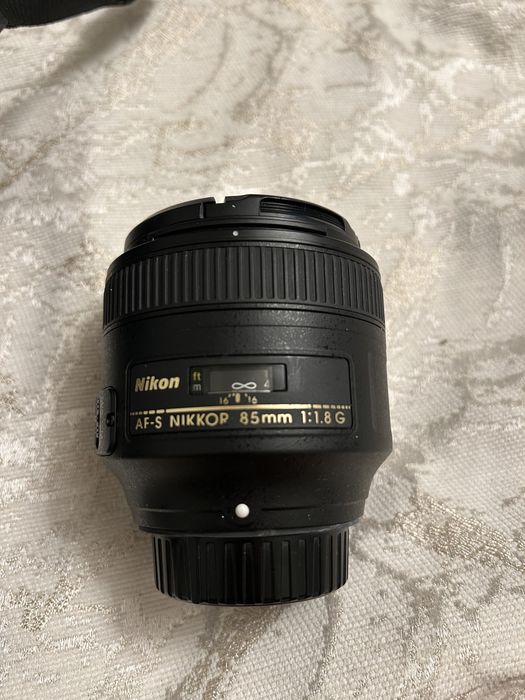 Объектив Nikon AF‑S NIKKOR 85 mm f/1.8G